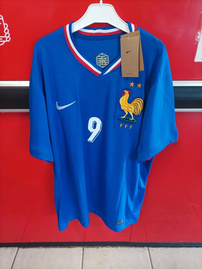 Tee shirt maillot de foot prénom Romain neuf Nike