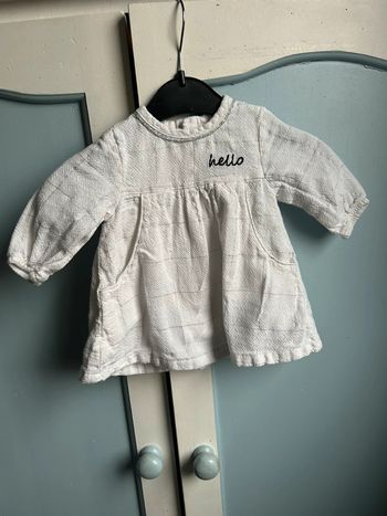 Robe blanche à carreaux argenté , kiabi , 1 mois