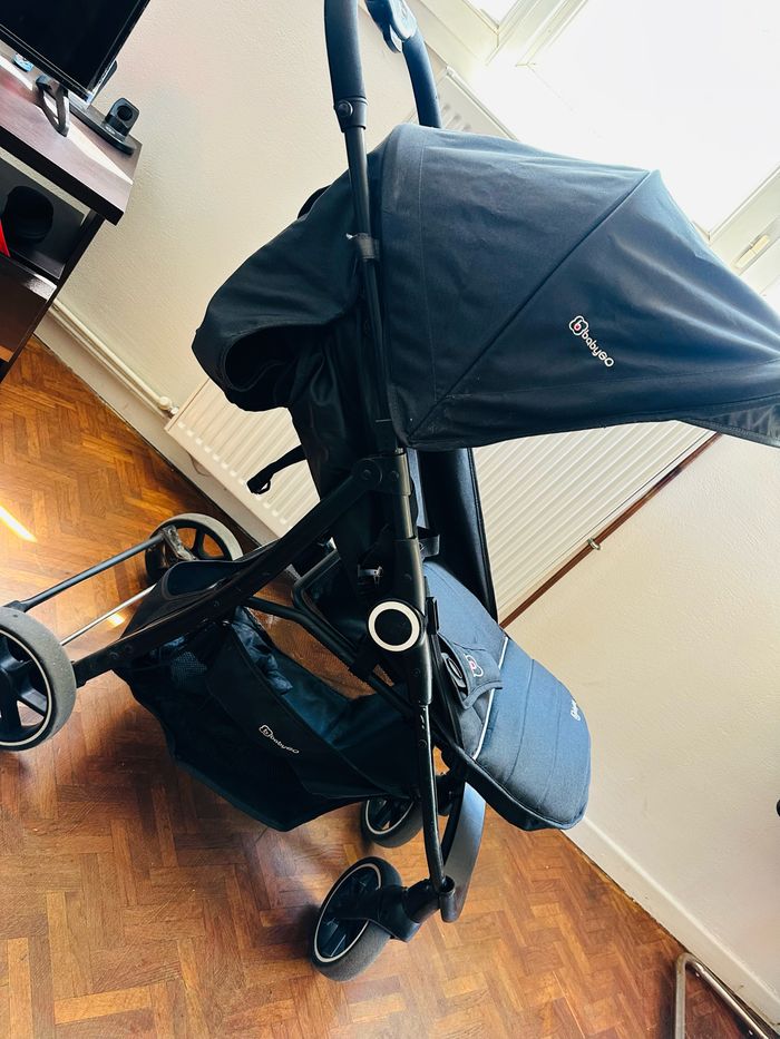 Pousser et porte bébé - photo numéro 7