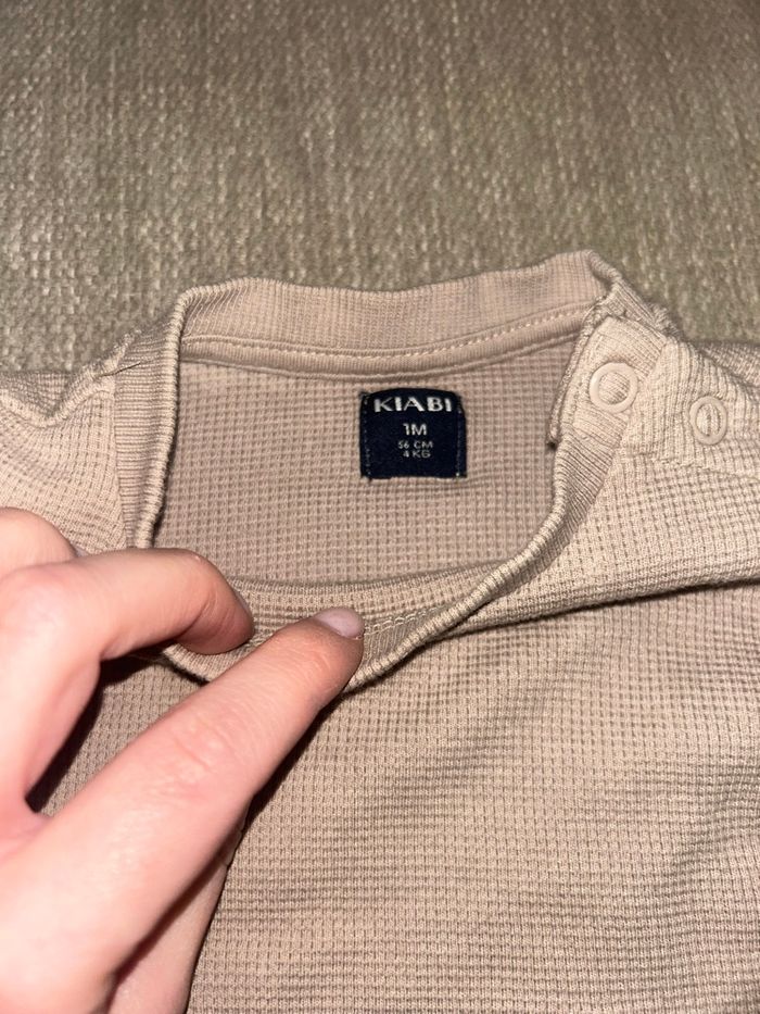 Ensemble bébé taille 1 mois Kiabi - photo numéro 2