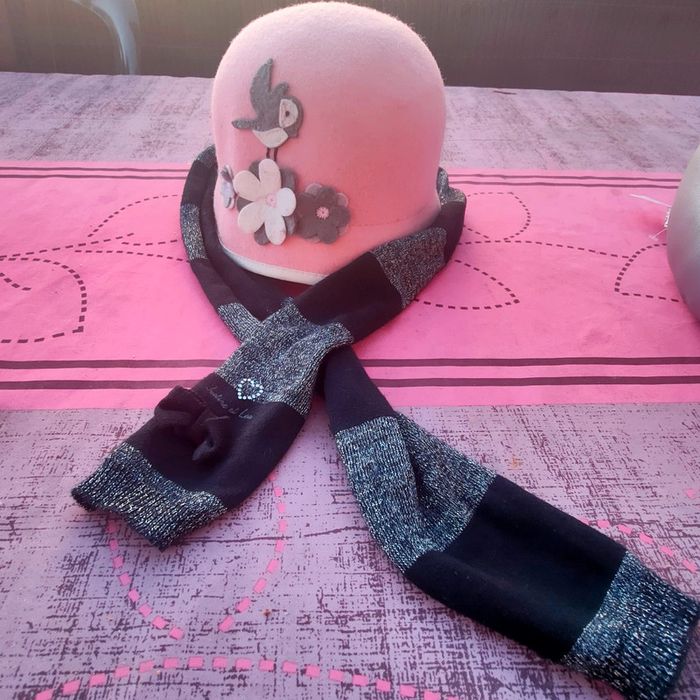 Chapeau et écharpe fille 3/6 ans - photo numéro 5