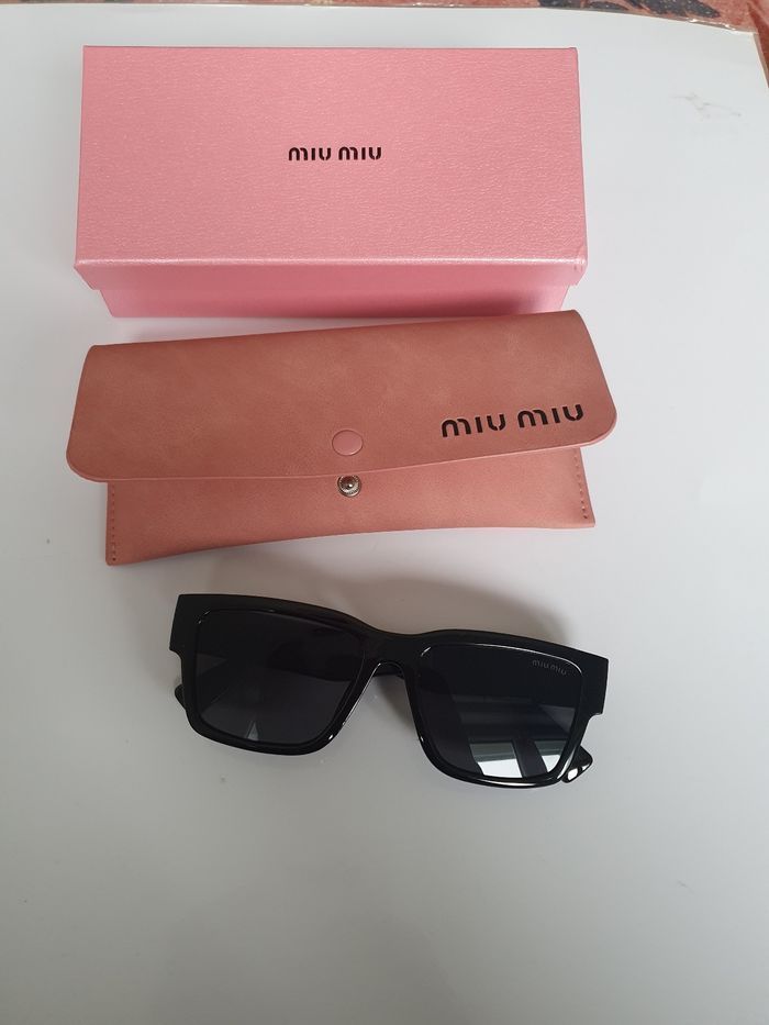 Lunettes de soleil neuf - photo numéro 2