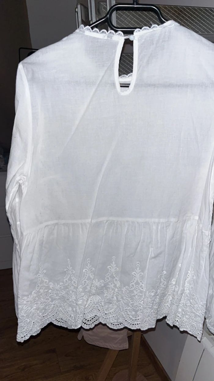 Blouse en dentelle - photo numéro 4