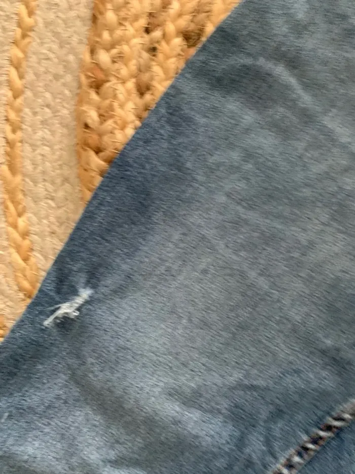 Jeans troué Zara - photo numéro 4