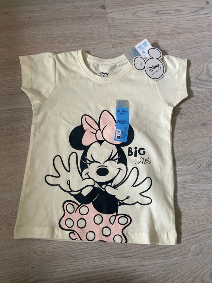 Tee shirt T-shirt Disney taille 24 36 mois Neuf