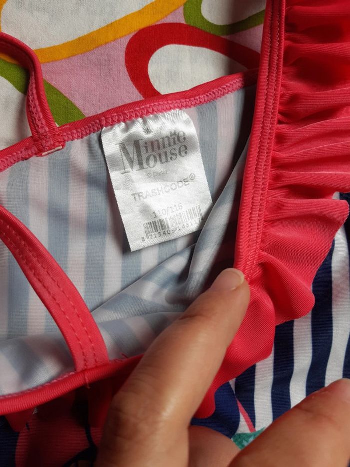 Maillot de bain 1 pièces fille 5/6 ans - photo numéro 3