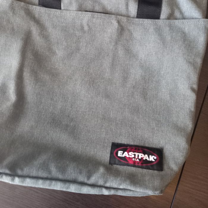 Sac gris "Eastpak" - photo numéro 2