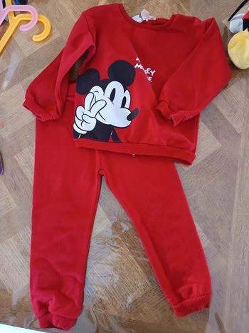 Ensemble jogging mickey