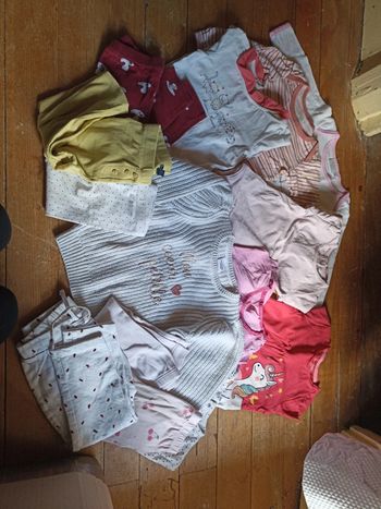Gros lot de vêtements