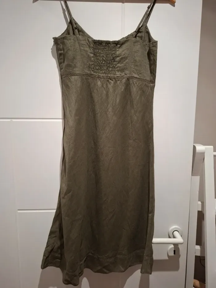Robe kaki 36 Très bon état - photo numéro 3