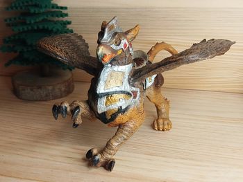 PAPO Aigle Griffon médiéval Figurine Animal imaginaire