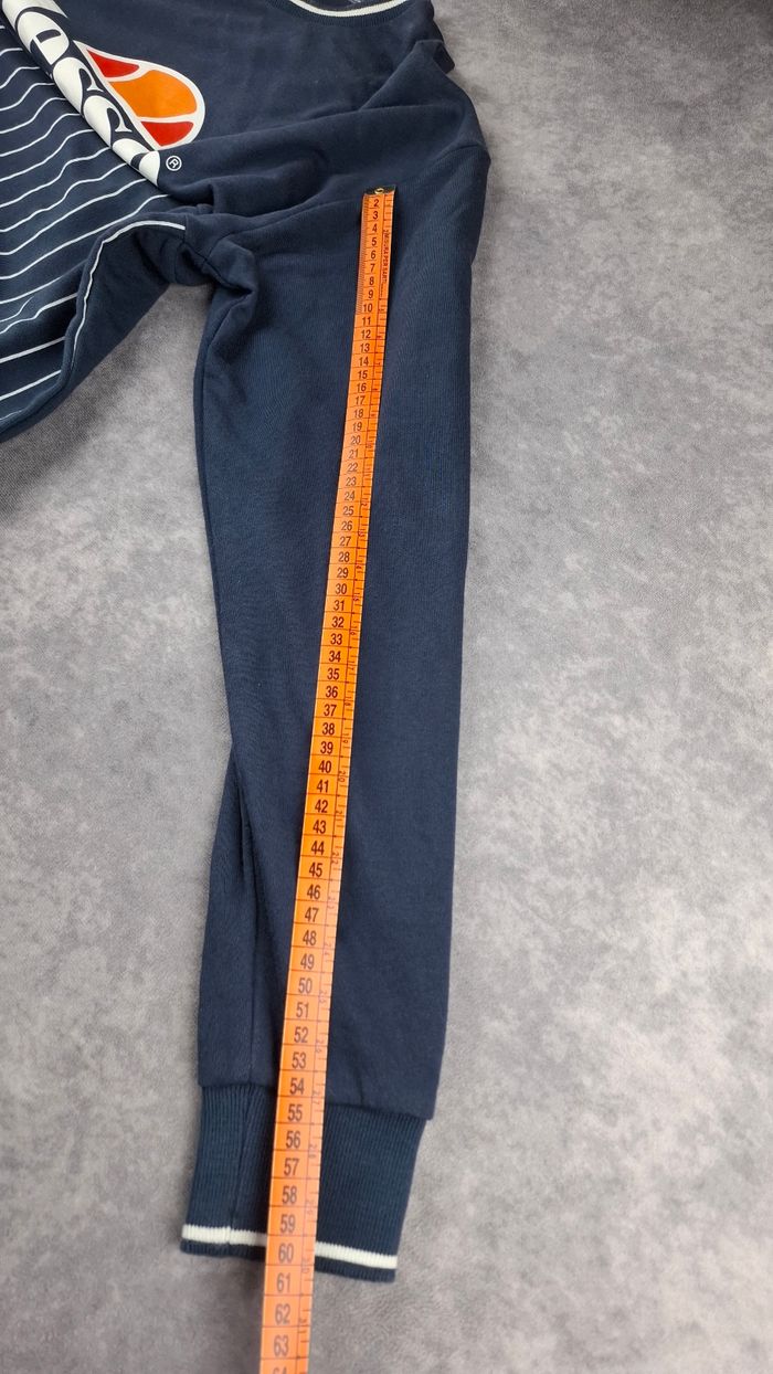 Sweat Ellesse Heritage Bleu Marine à Rayures - Taille M - Très bon état - photo numéro 9