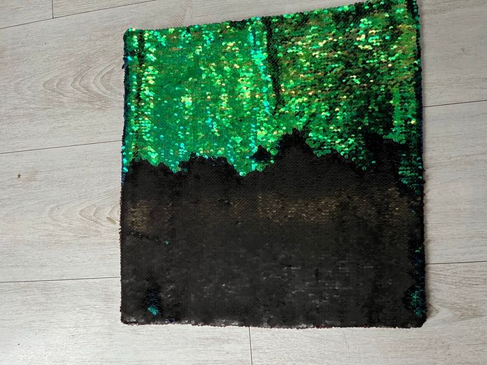 Housse de coussin paillettes réversibles  Vertes ou noires  Taille 40*40 cm - photo numéro 5