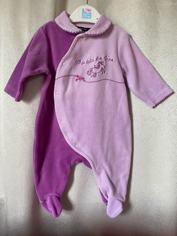 Pyjama velours lilas bicolore au delà des rêves 3 mois Tout compte fait