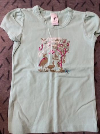 T-shirt taille 5 ans 110 cm c&a
