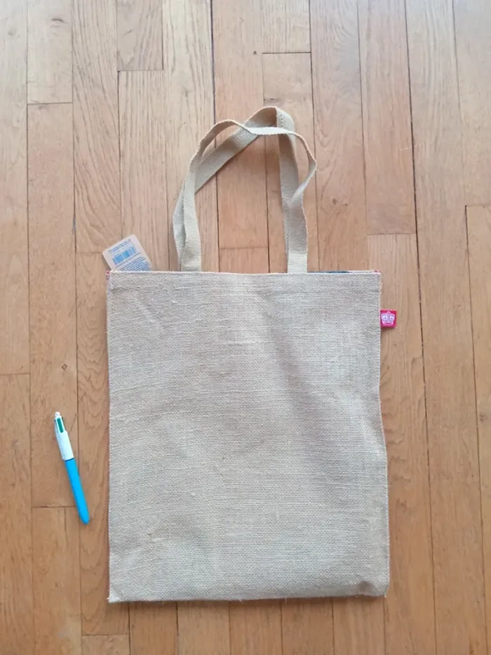 Sac tote bag toile de jute Glorious Britain 40x35 cm neuf avec étiquette acheté en Angleterre - photo numéro 8