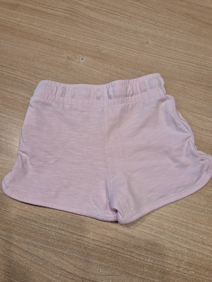Short 3 ans - photo numéro 2