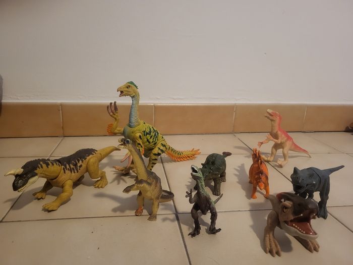 Jouer dinosaures - photo numéro 2