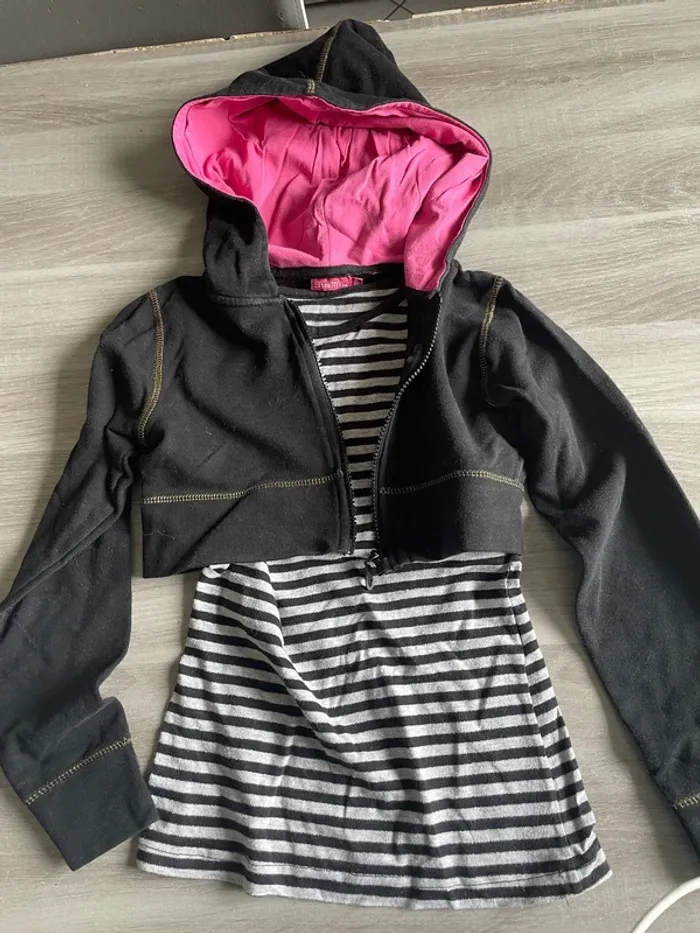 Combiné t-shirt/veste