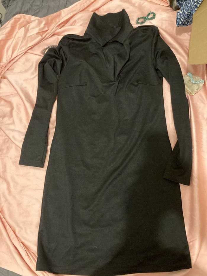 Robe noire SHEILAY S – très bon état - photo numéro 2