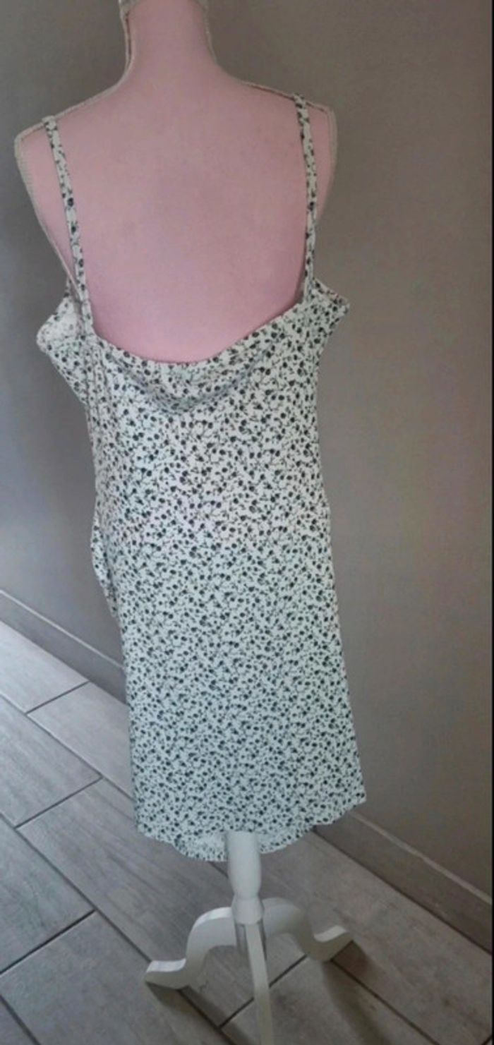 Robe taille L - photo numéro 2
