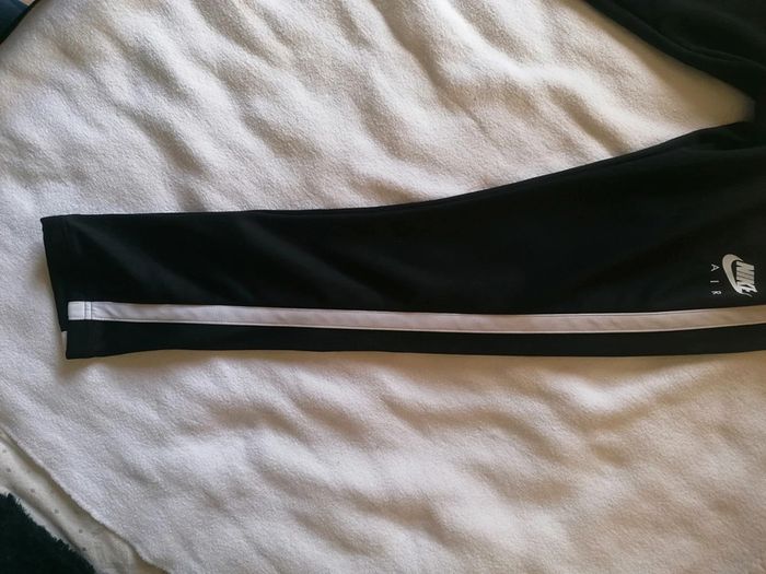 Jogging Nike rose et noir - photo numéro 3
