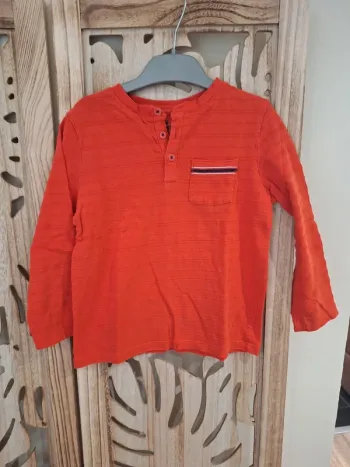 Tee shirt manche longue taille 5 ans
