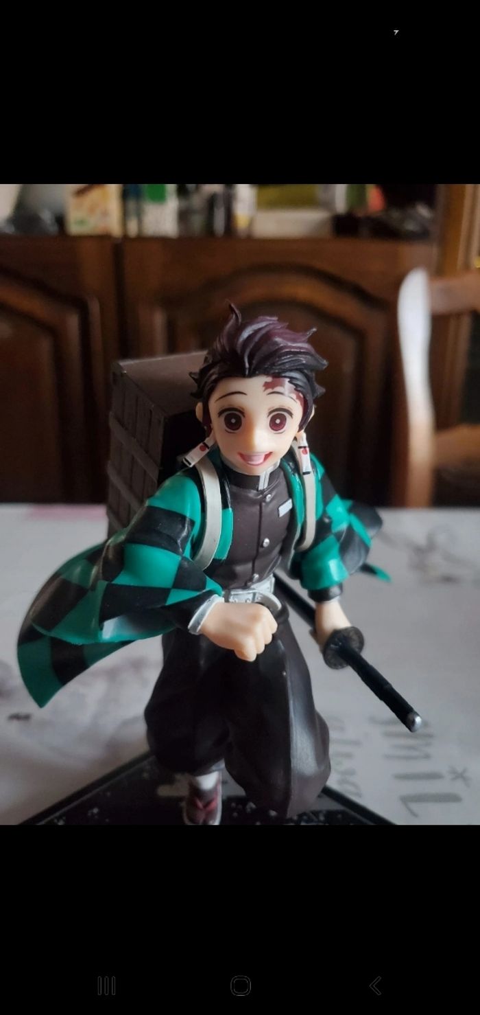 Figurine demon slayer tanjiro - photo numéro 2