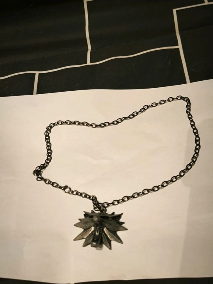 Collier the witcher