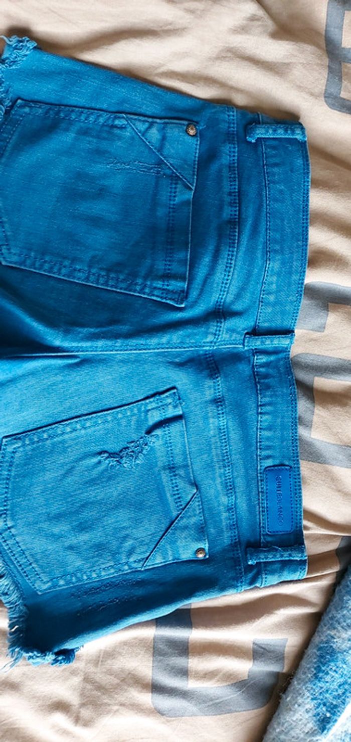 Short bleu - photo numéro 2