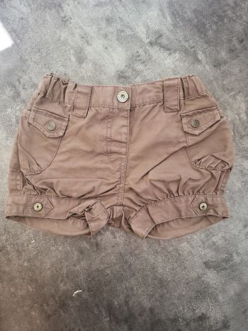 Short bébé fille 24 mois kid kanai très bon état