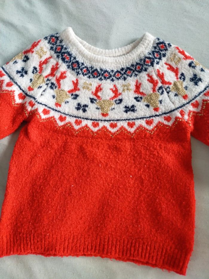 Très joli pull de Noël 24 mois