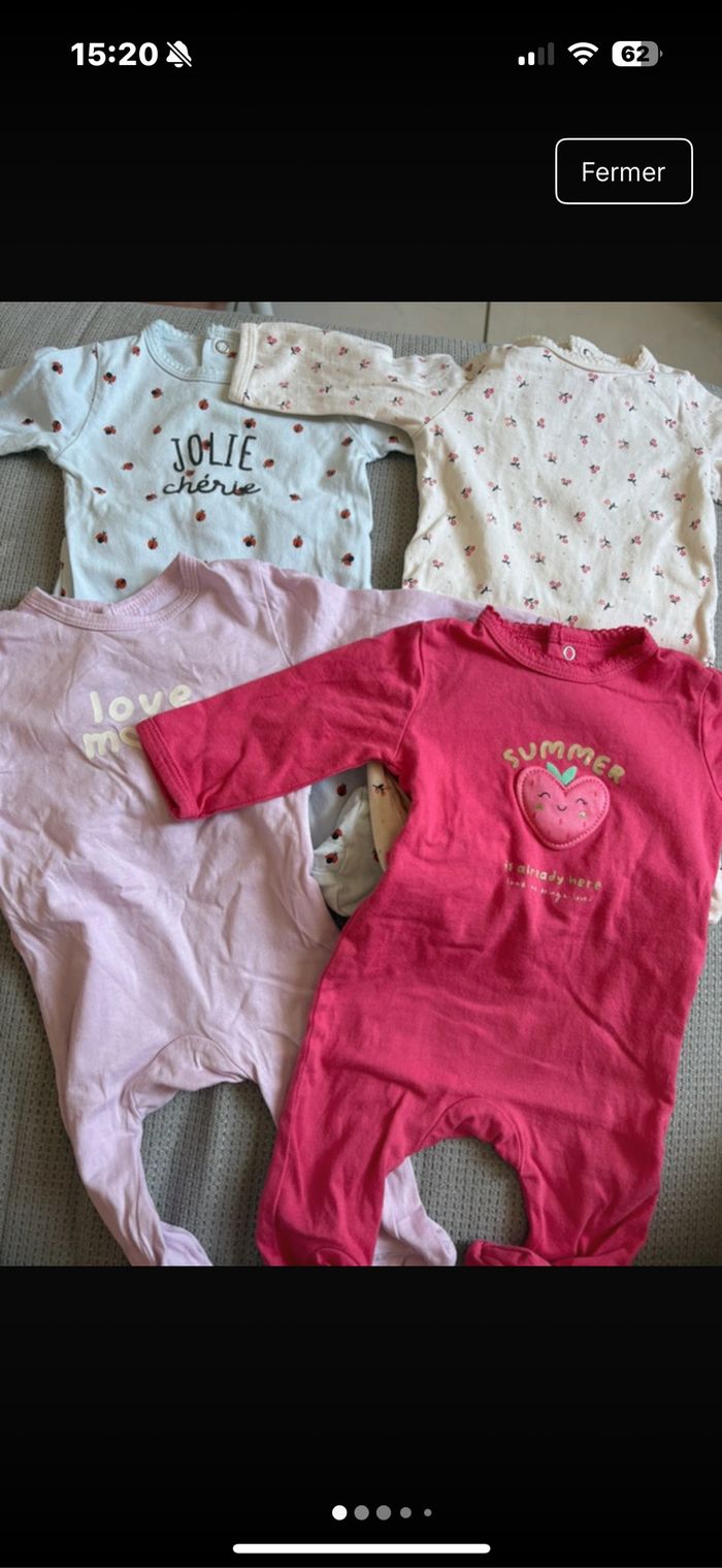 Lots 4 pyjamas Kiabi 1 mois bébé fille