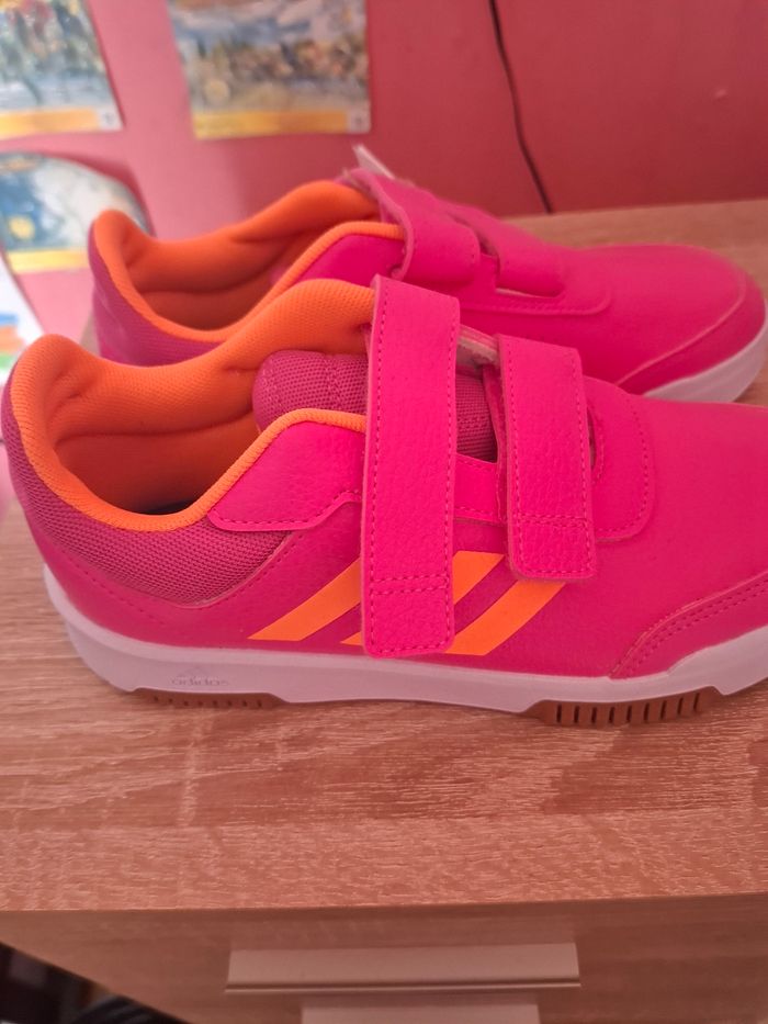 Baskets adidas t36 neuves