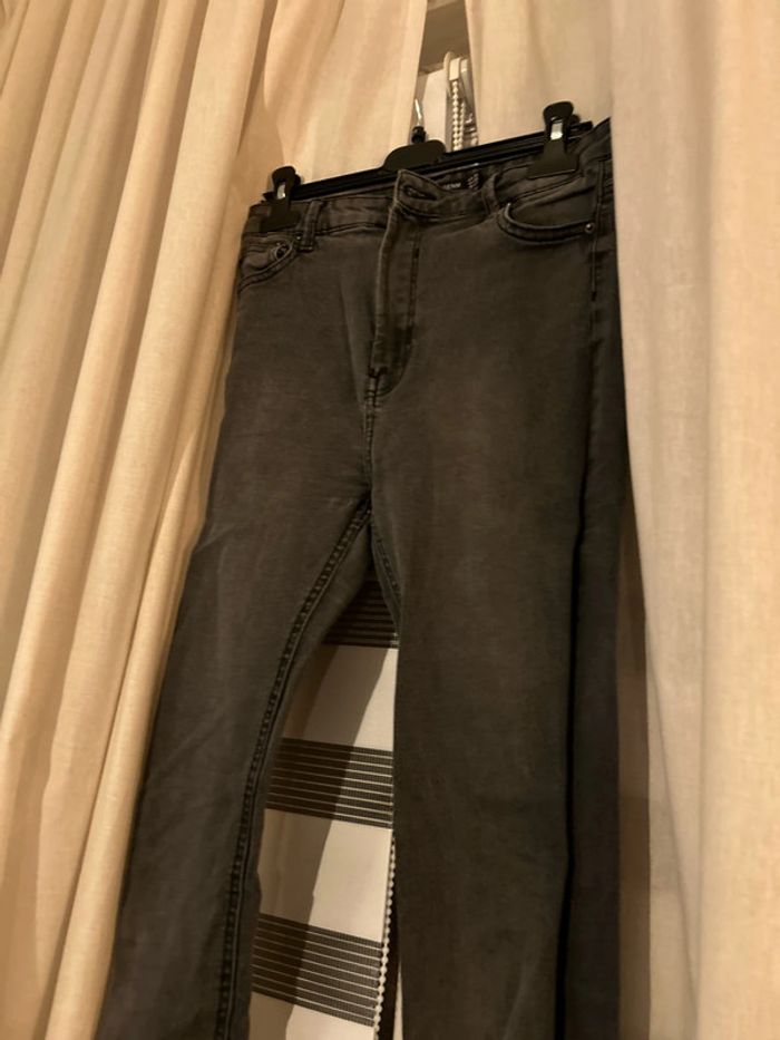 Jeans noir gris - photo numéro 2