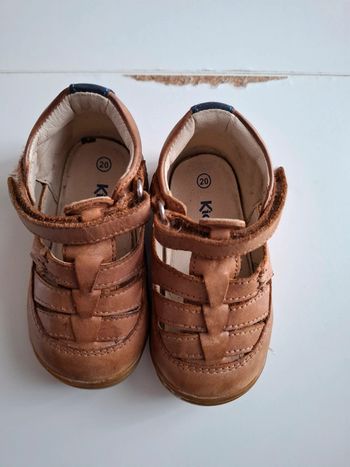 Sandales kickers taille 20