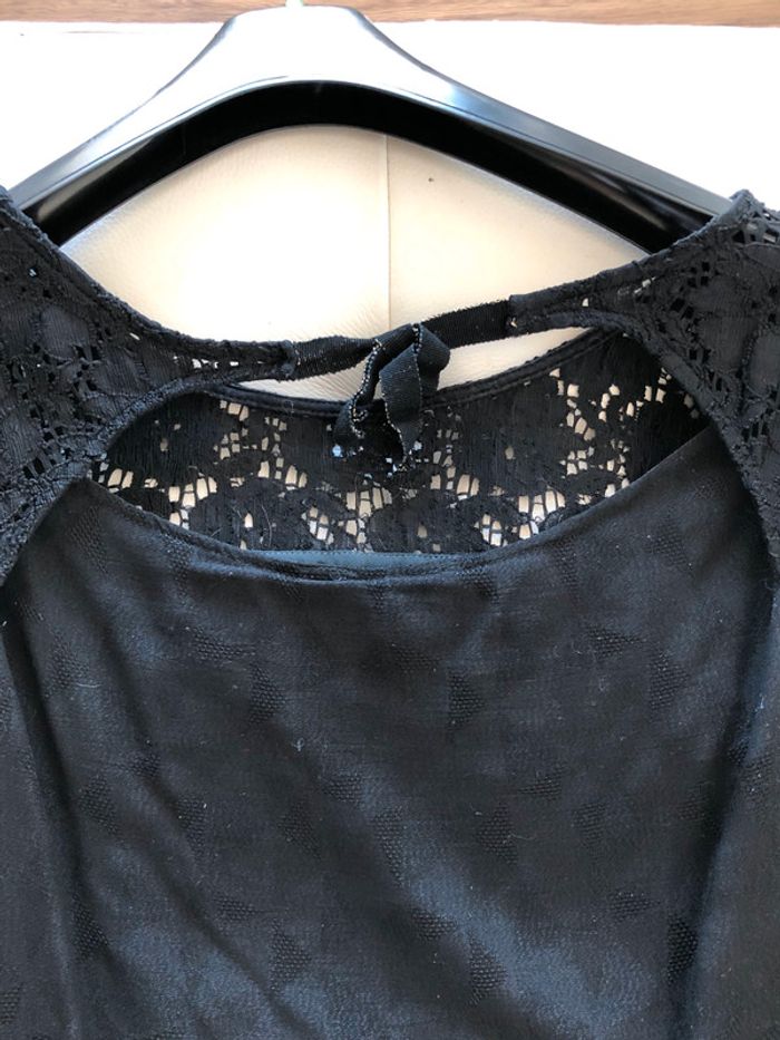 Robe noire - photo numéro 3
