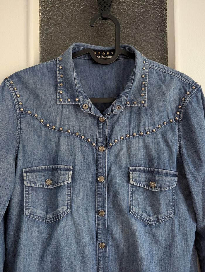 Chemise en jean bleu à clous the kooples sport taille s 36 - photo numéro 3