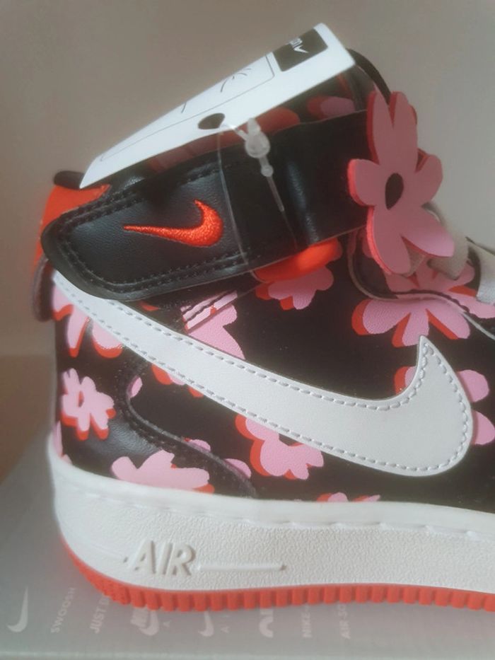 Nike Air Force 1 "Flower"(36) - photo numéro 4