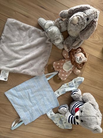 Peluches / doudous 