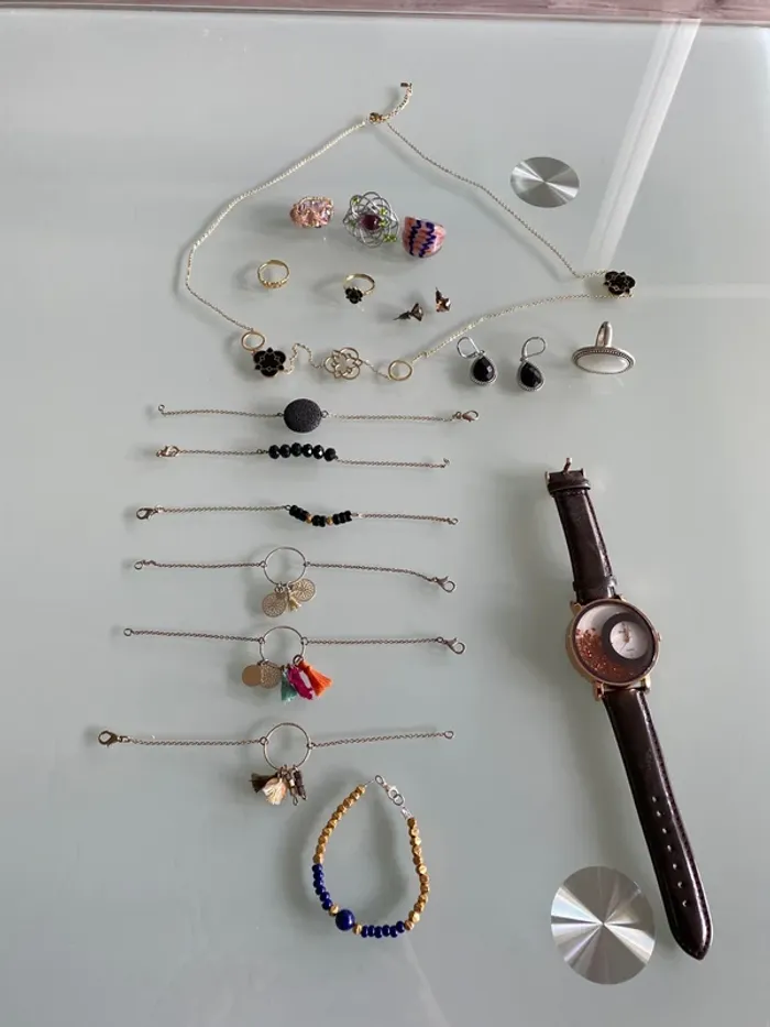 Lot bijoux