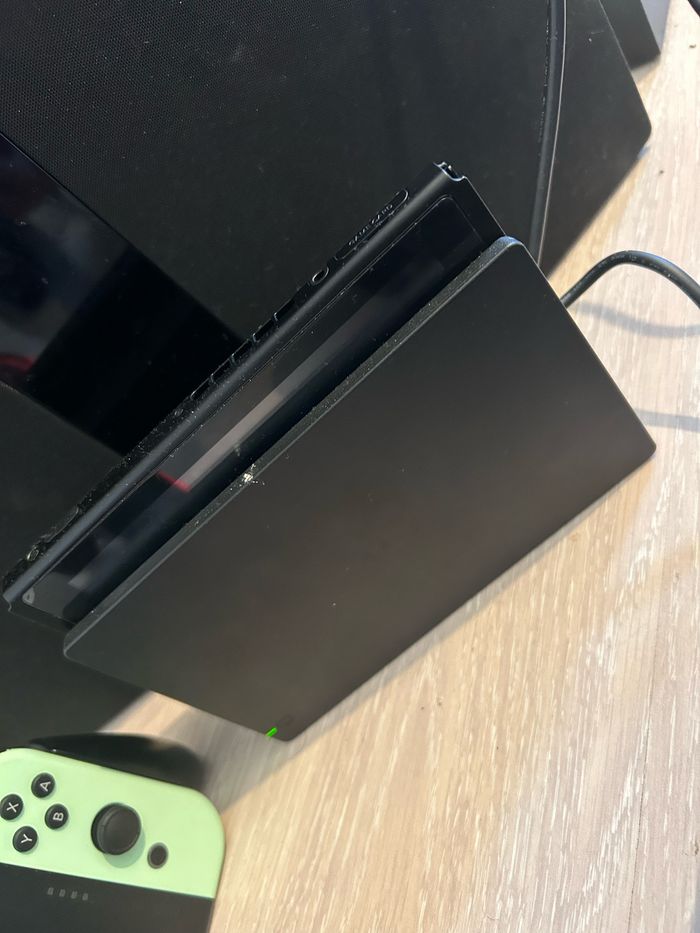 Nintendo switch avec jeu et accessoire - photo numéro 5