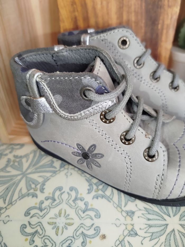 Chaussure bébé fille p.23 - photo numéro 7