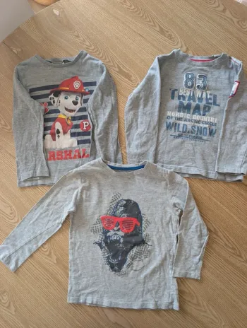Lot de 3 tee shirt à manches longues en taille 3 ans