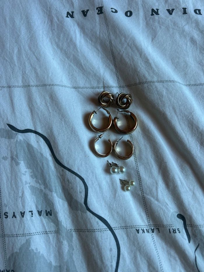 Lots 5 boucles d’oreilles