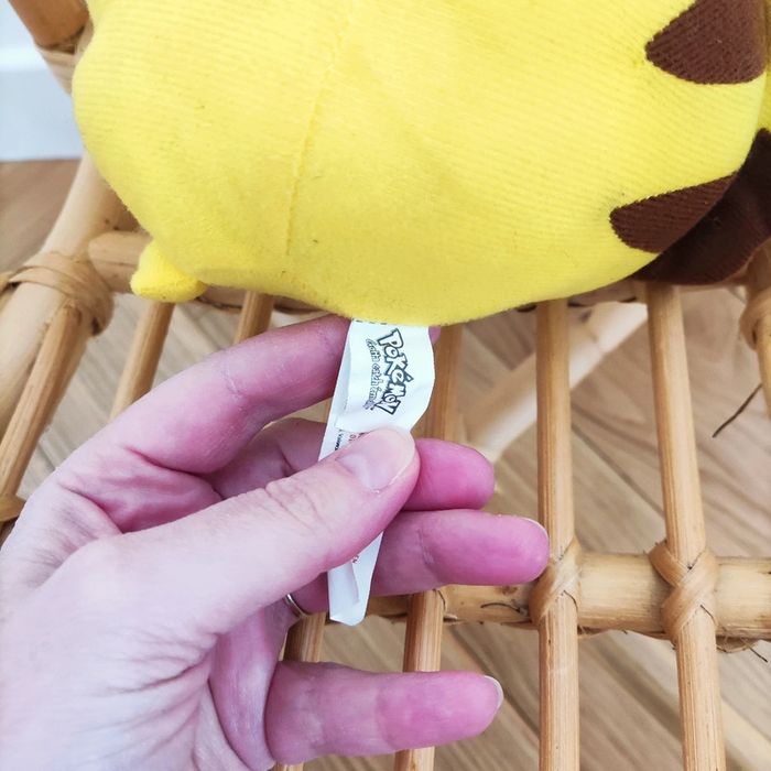 Peluche Pikachu - photo numéro 3
