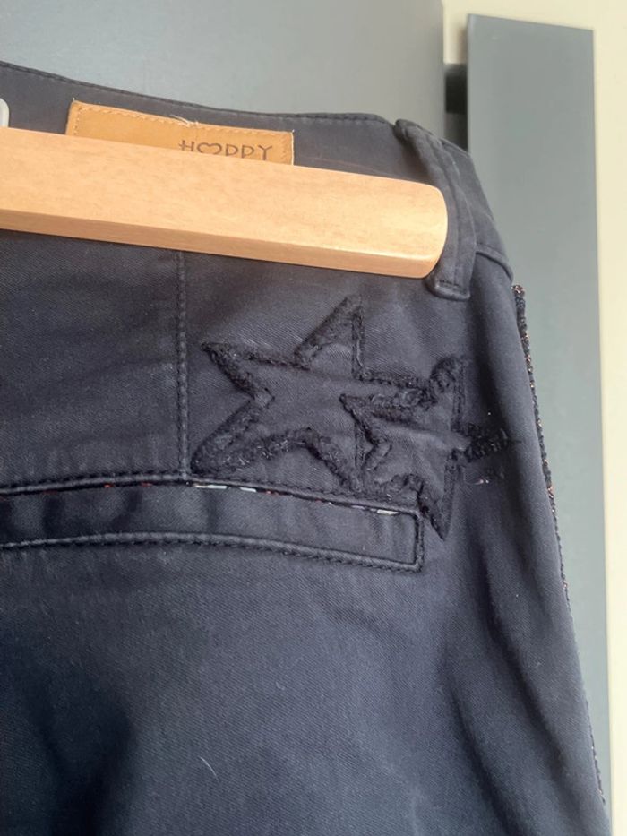 Joli pantalon HAPPY très peu porté - photo numéro 3