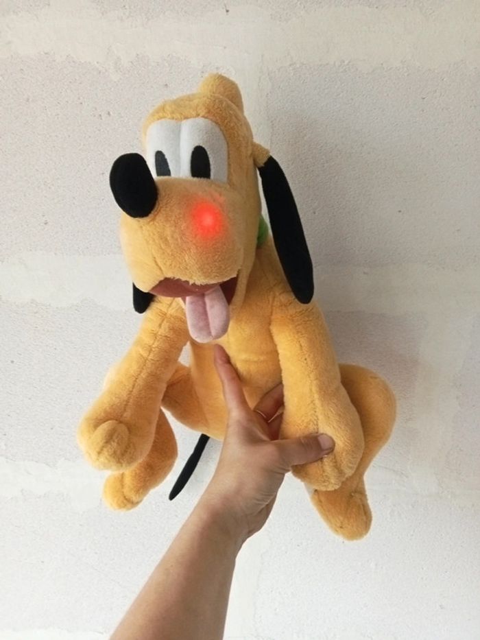 Peluche Disney pluto - photo numéro 3