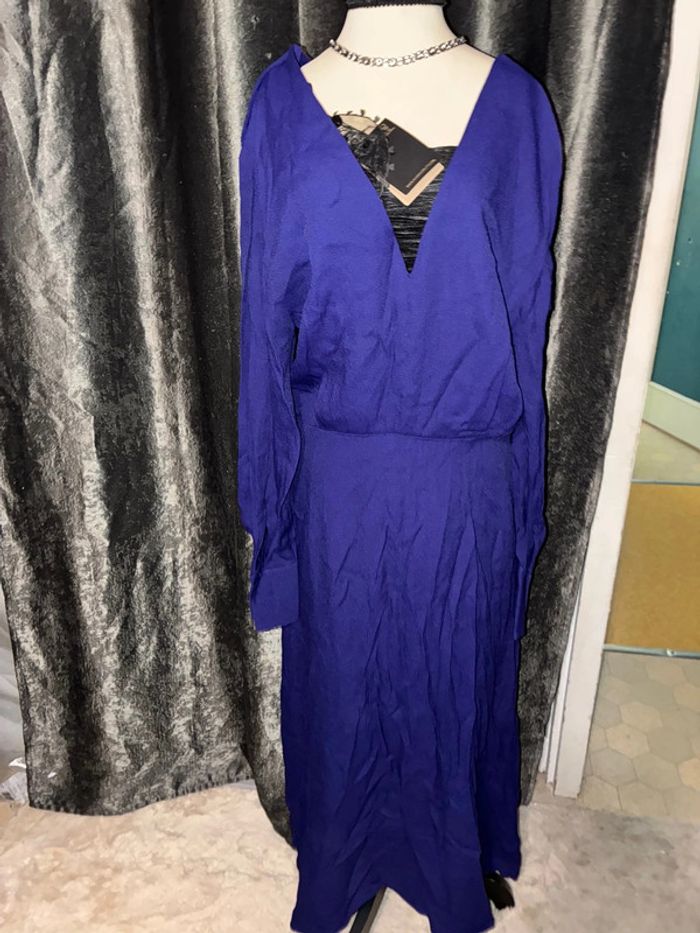 Robe Massimo Dutti taille 42 - photo numéro 2