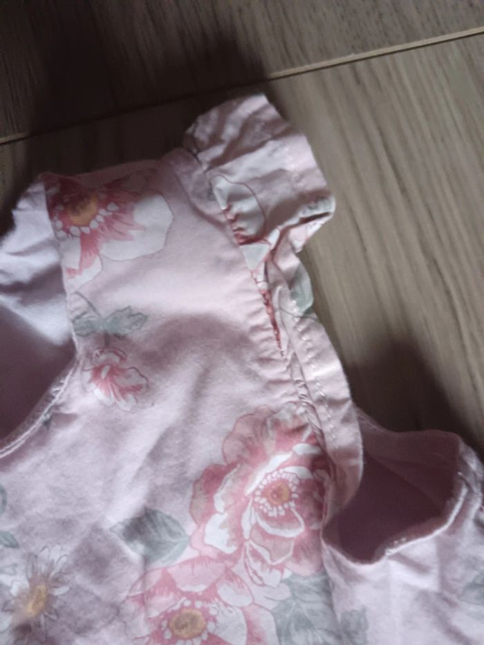 Robe fleurs rose h&m 9-12 mois - photo numéro 3
